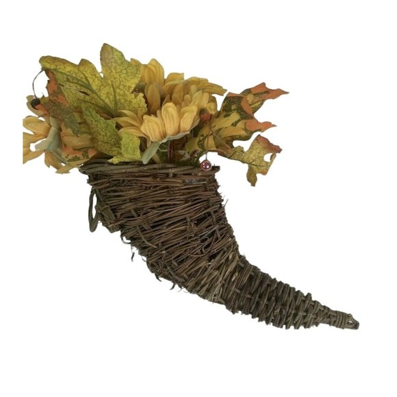 Wicker Cornucopia Horn of Plenty Basket Hanging or Tabletop Centerpiece 14" - Picture 2 of 5